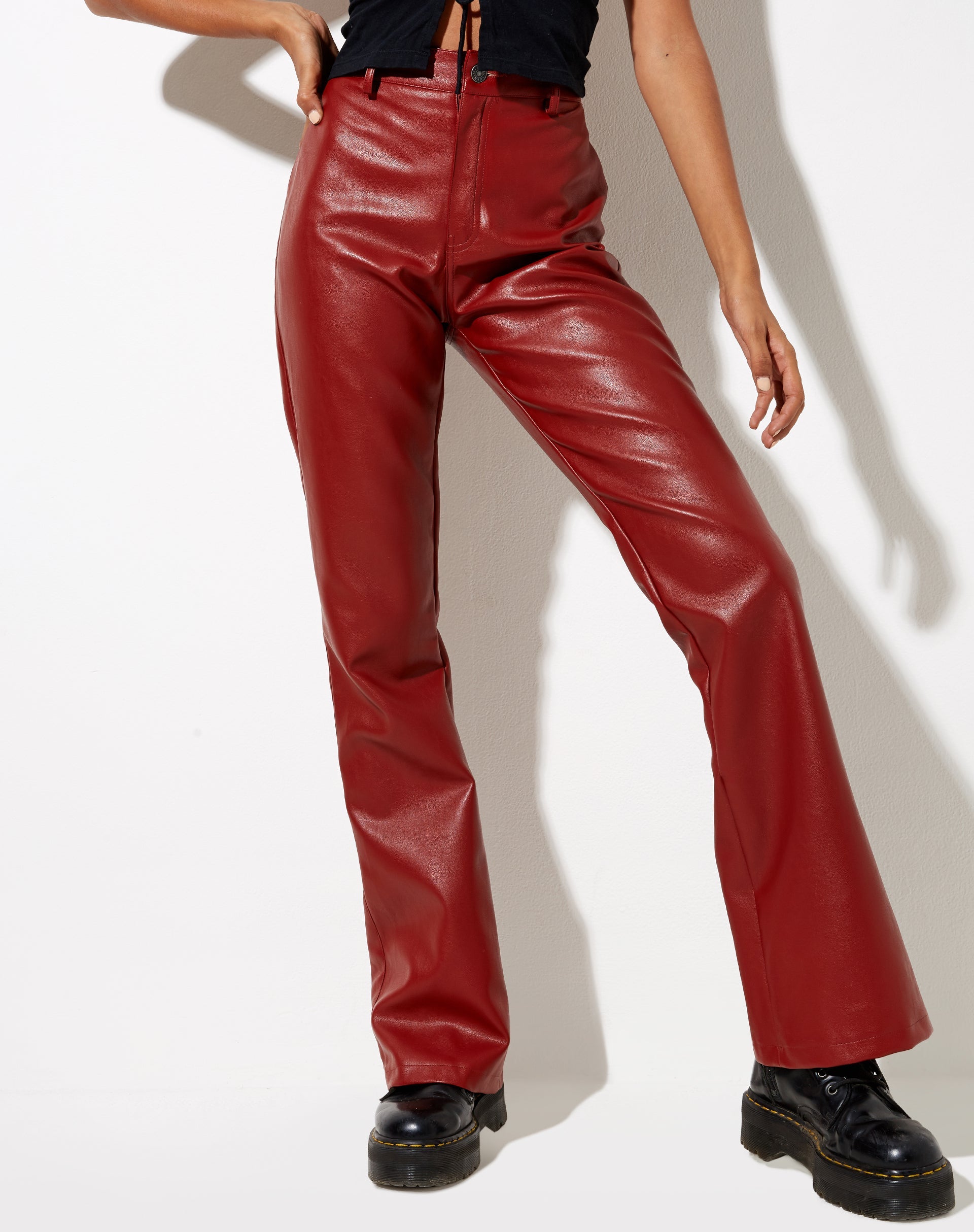 Immagine di Zoven Pantalone svasato in Pu Rosso