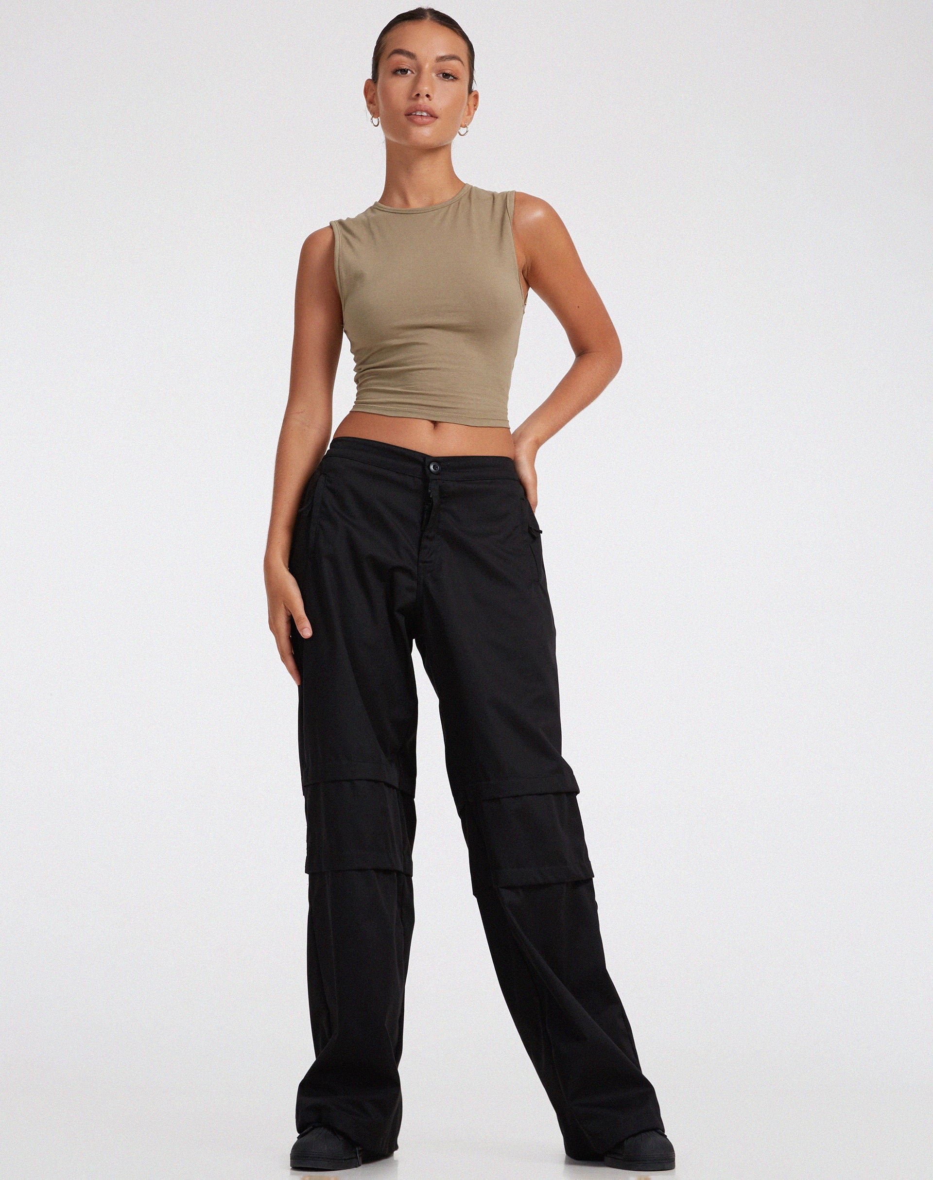 Immagine di Eilid - Pantalone a gamba larga in nero Drill