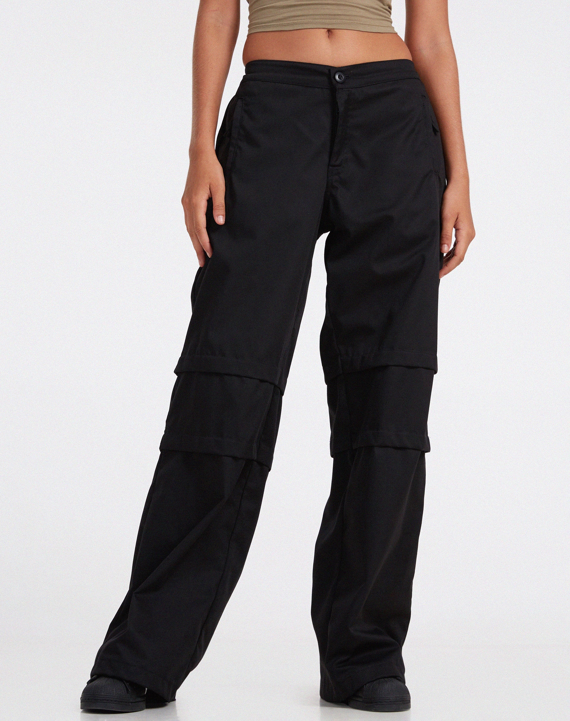 Immagine di Eilid - Pantalone a gamba larga in nero Drill
