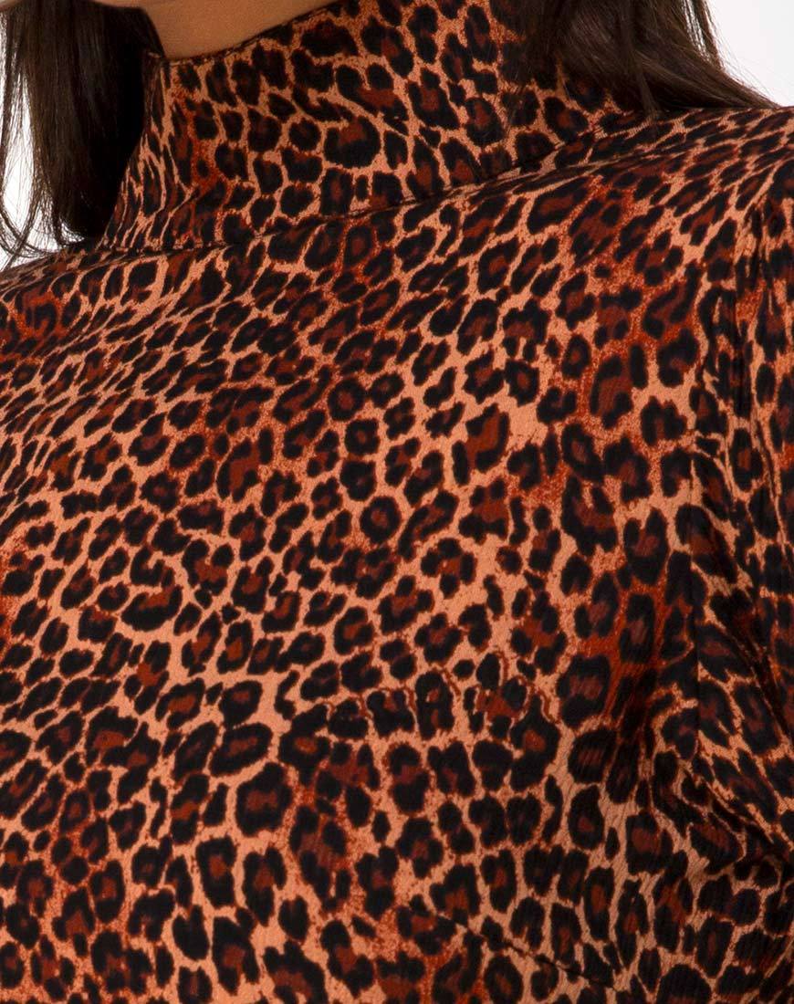 Immagine di Jasty Crop Top in Crinkle Ditsy Leopard Orange