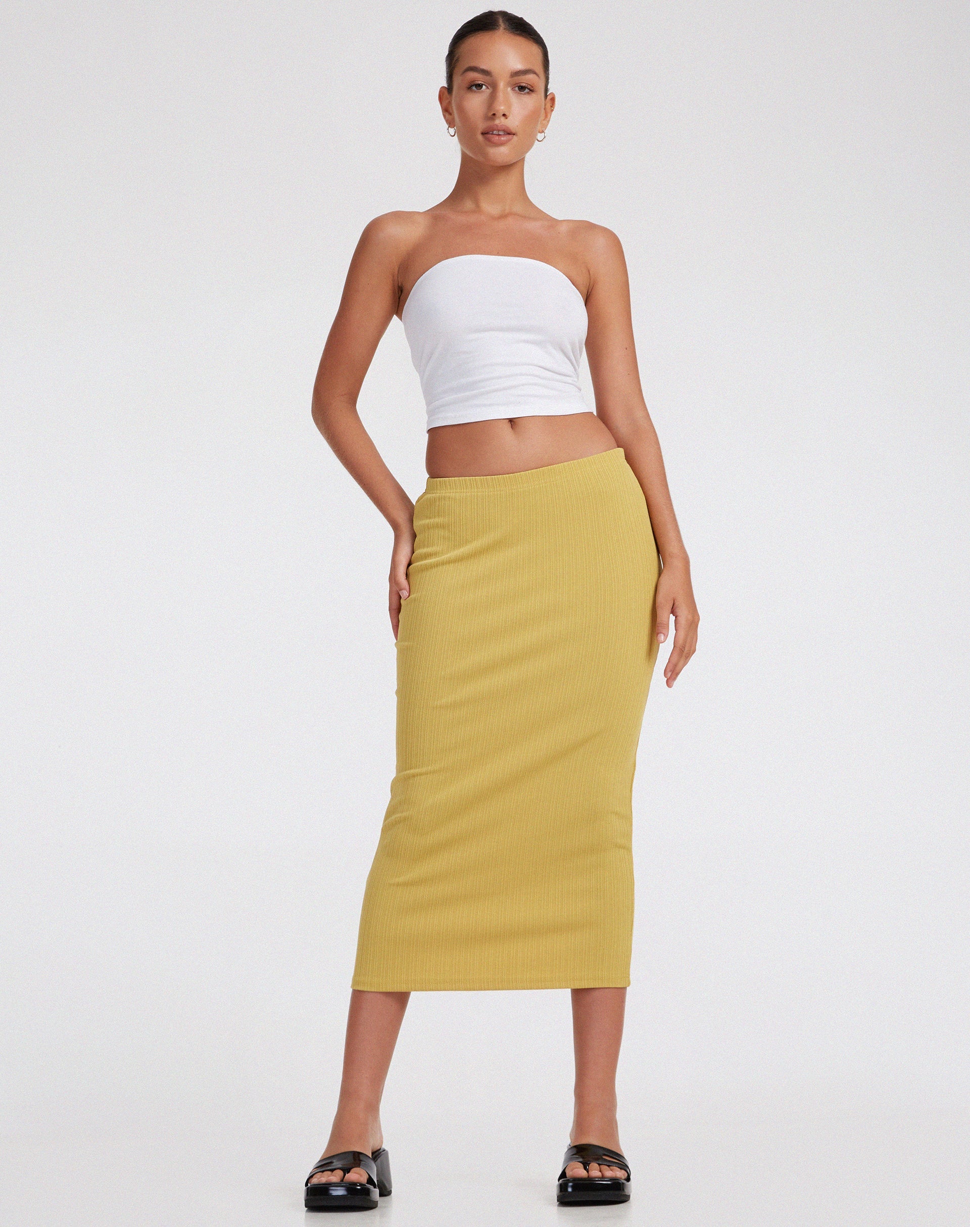 immagine di Magata Midi Skirt in Jersey Plise Mustard