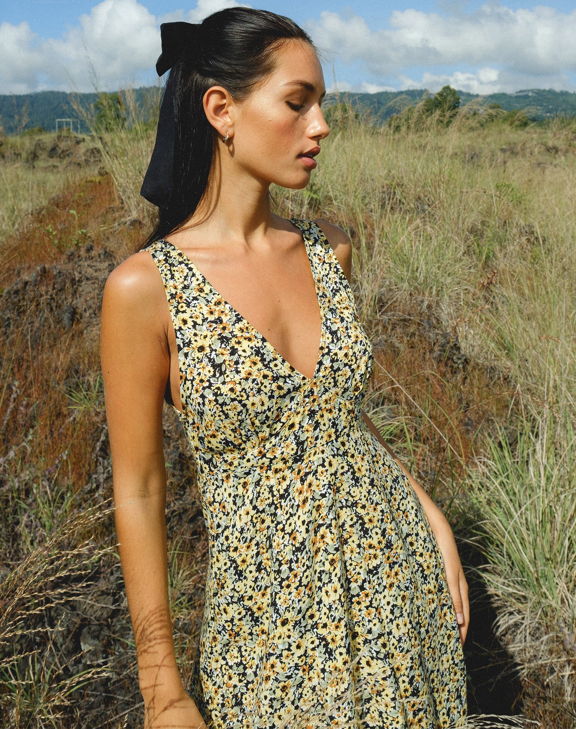 immagine di Enslee Slip Dress in giallo ditsy primavera